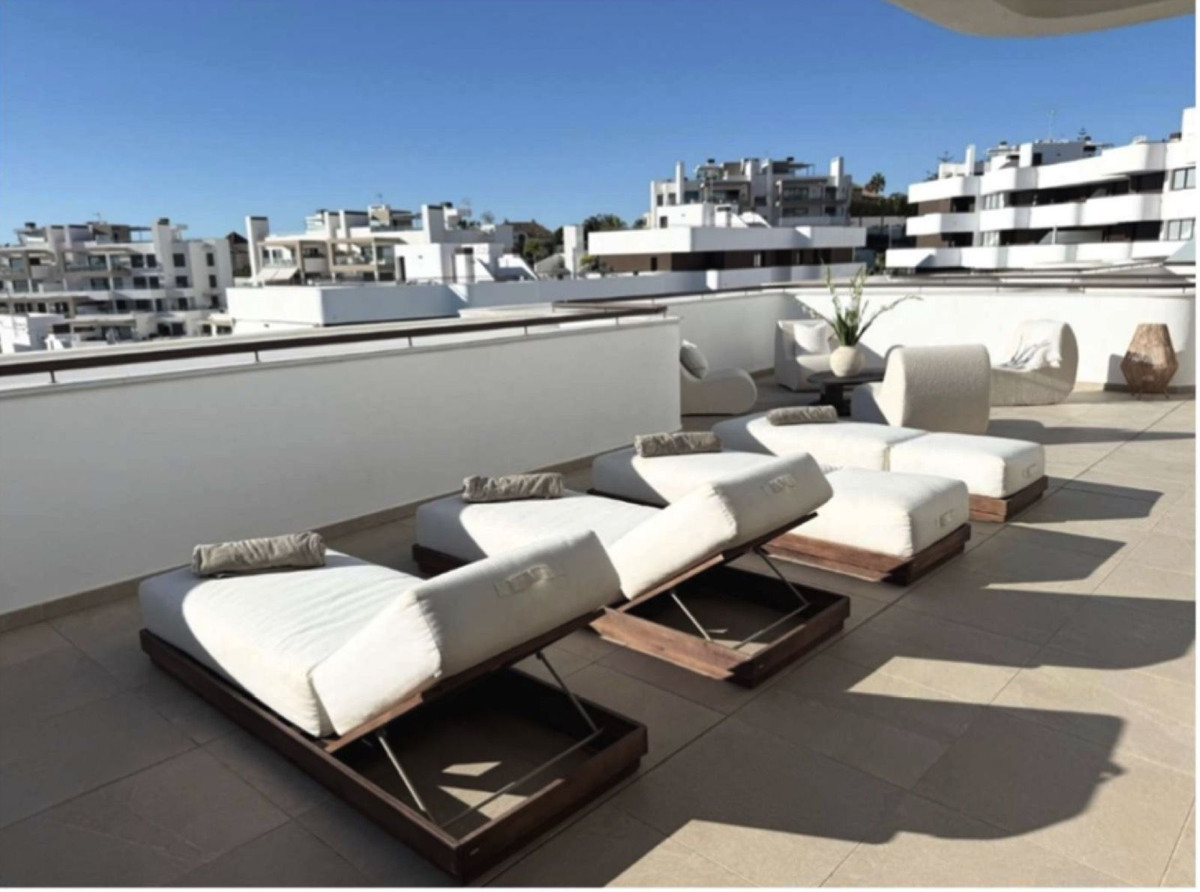 Se vende Apartamento Planta Media de 3 dormitorios en Costa Del Sol, Málaga, España