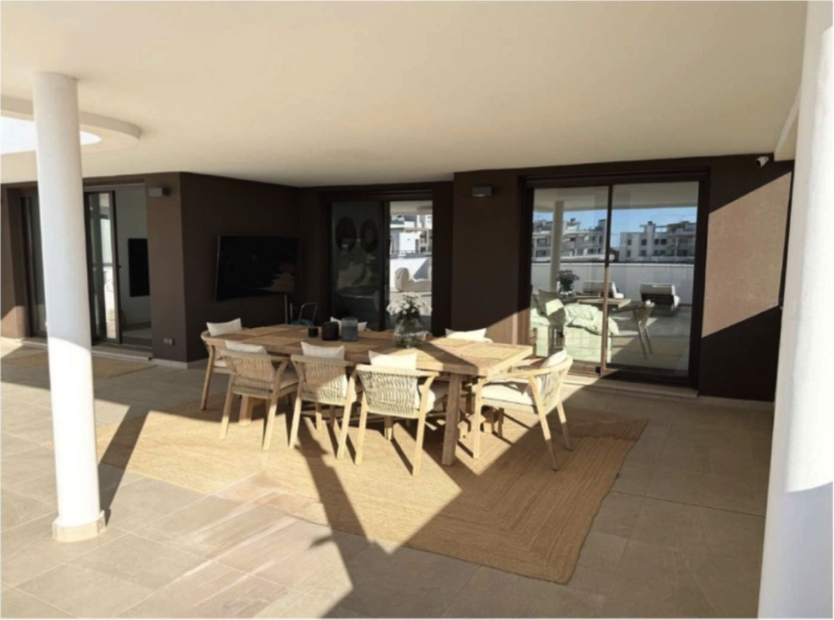 Se vende Apartamento Planta Media de 3 dormitorios en Costa Del Sol, Málaga, España
