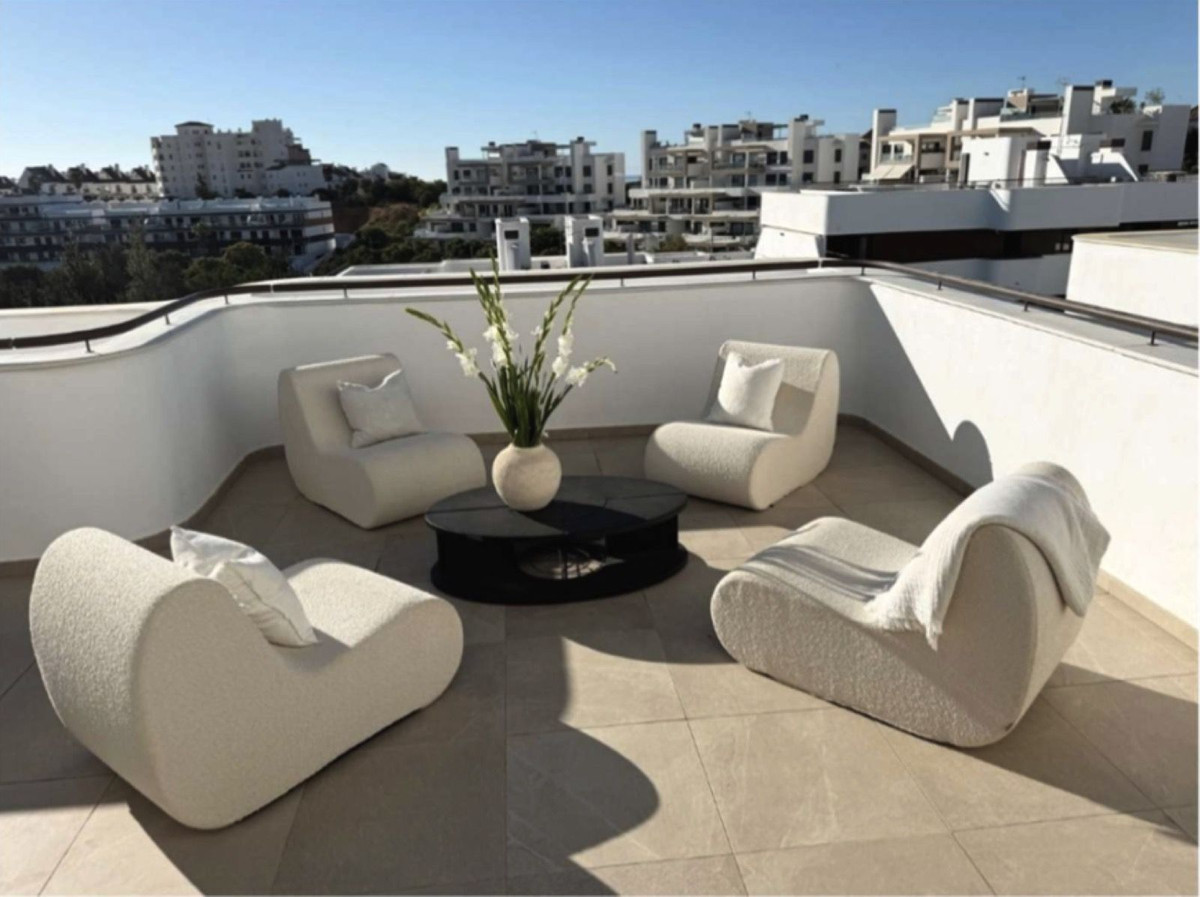 Se vende Apartamento Planta Media de 3 dormitorios en Costa Del Sol, Málaga, España