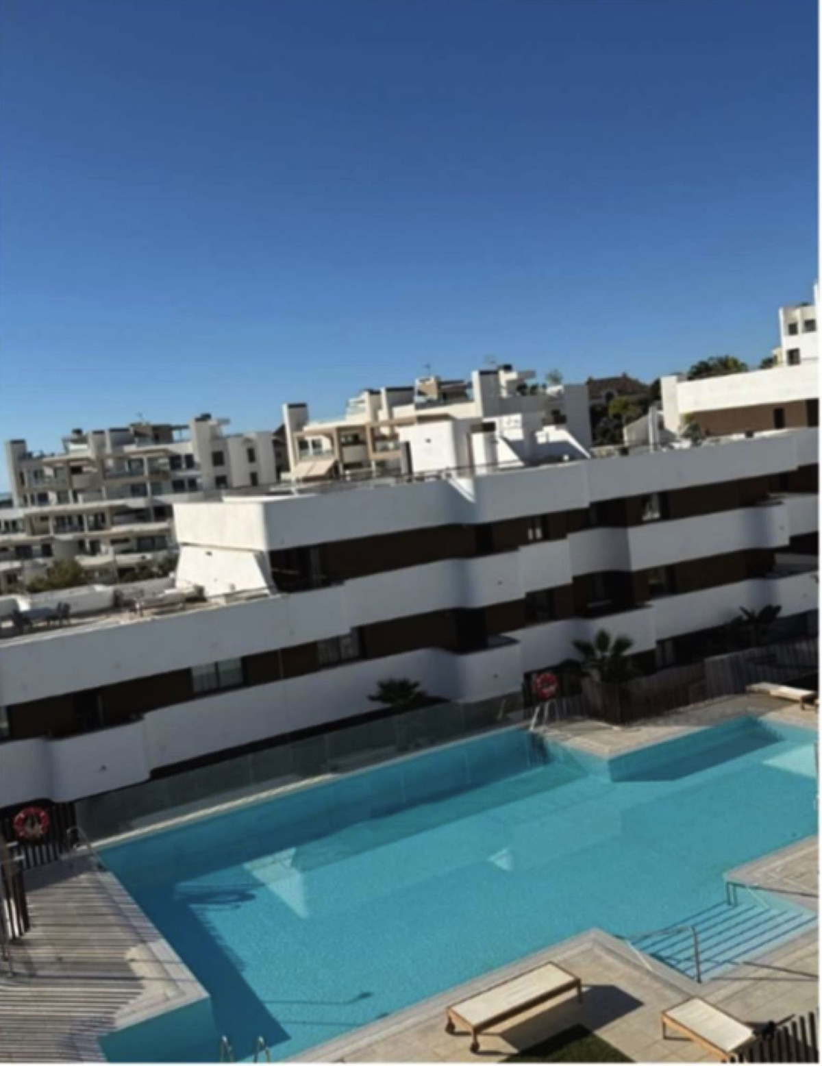 Se vende Apartamento Planta Media de 3 dormitorios en Costa Del Sol, Málaga, España