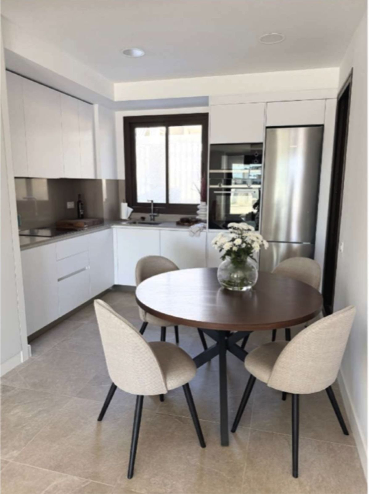 Se vende Apartamento Planta Media de 3 dormitorios en Costa Del Sol, Málaga, España