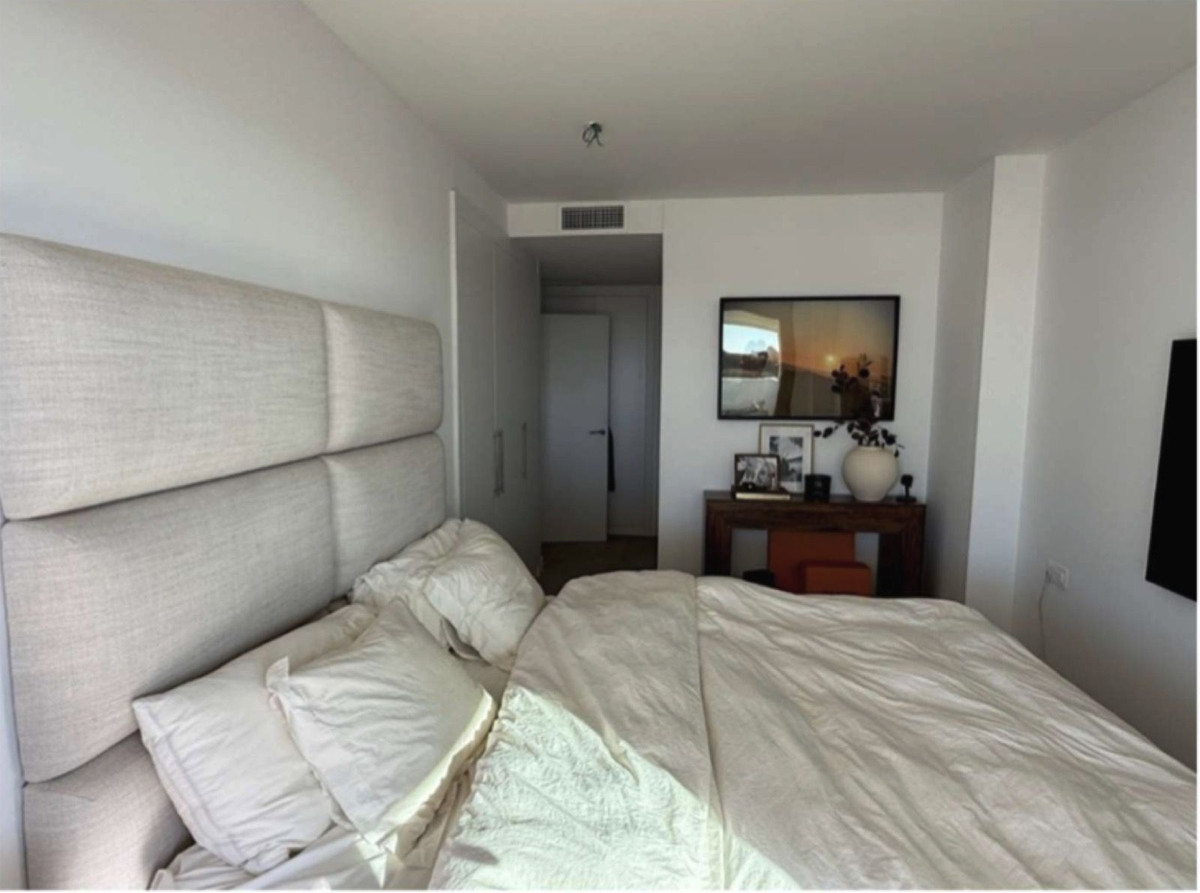 Se vende Apartamento Planta Media de 3 dormitorios en Costa Del Sol, Málaga, España