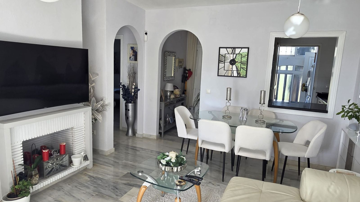2 Bed Apartment for sale in Riviera Del Sol Costa Del Sol, Málaga, Spain