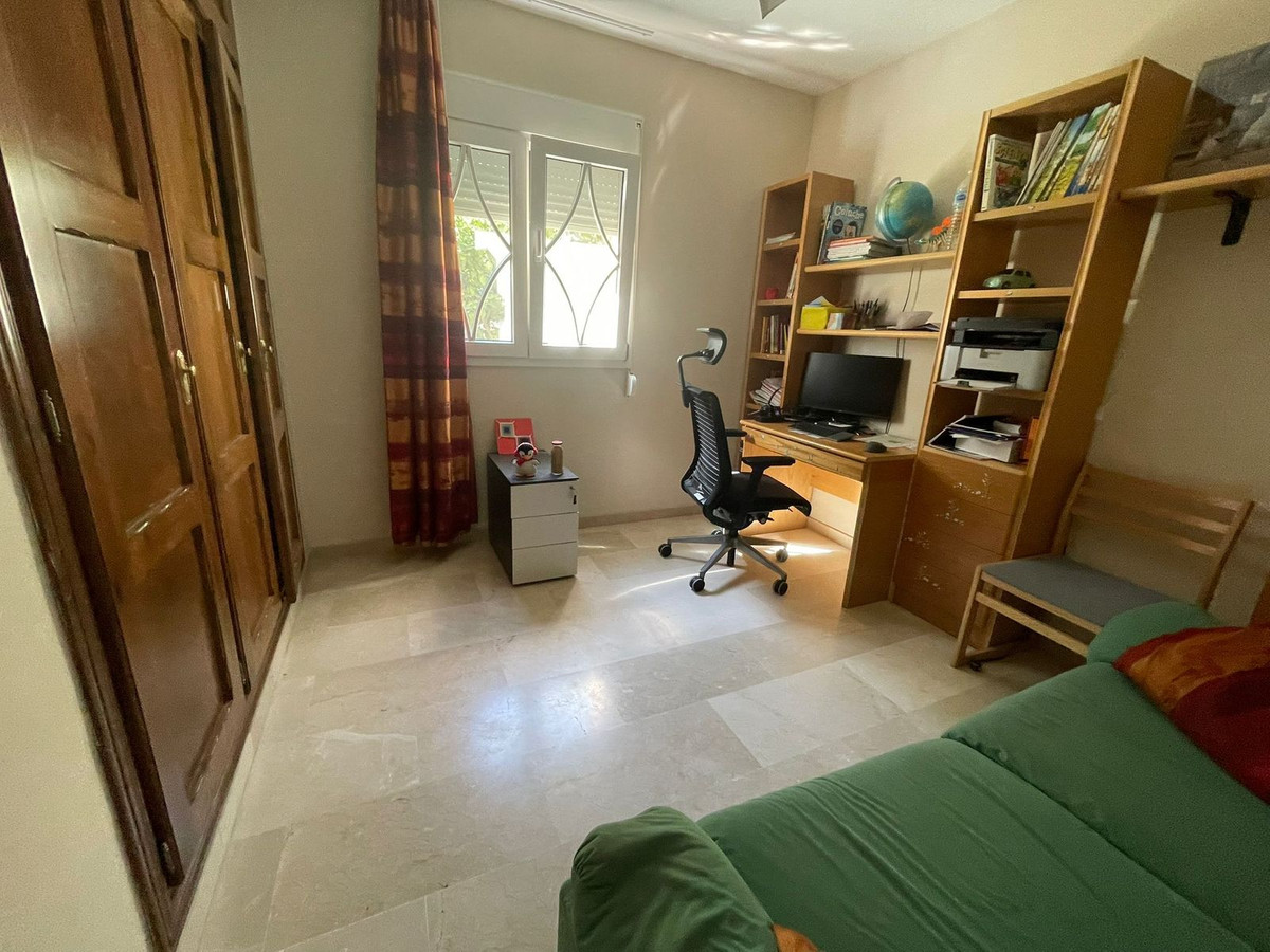 6 Bed Townhouse for sale in Alhaurín De La Torre Costa Del Sol, Málaga, Spain