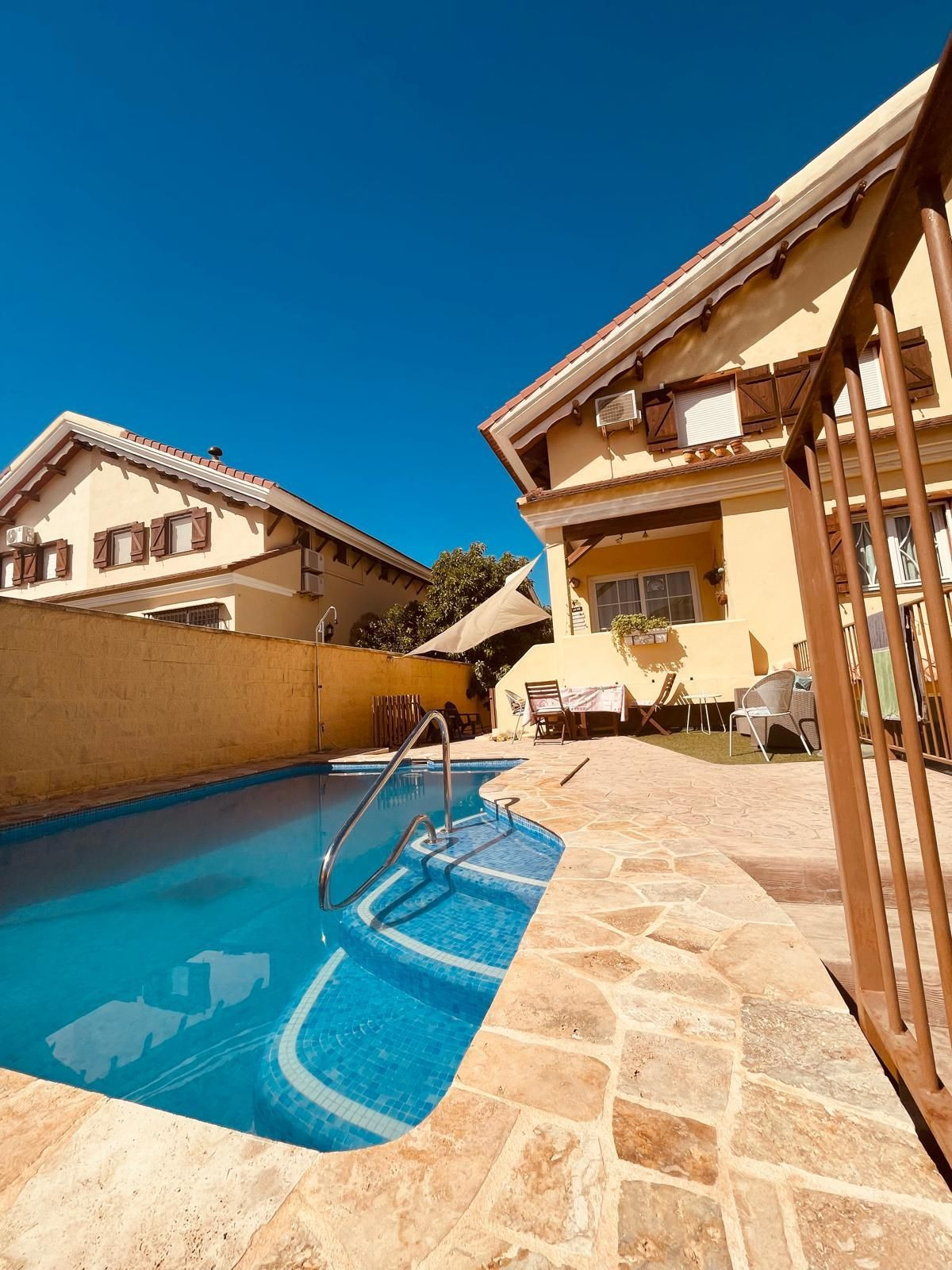 6 Bed Townhouse for sale in Alhaurín De La Torre Costa Del Sol, Málaga, Spain
