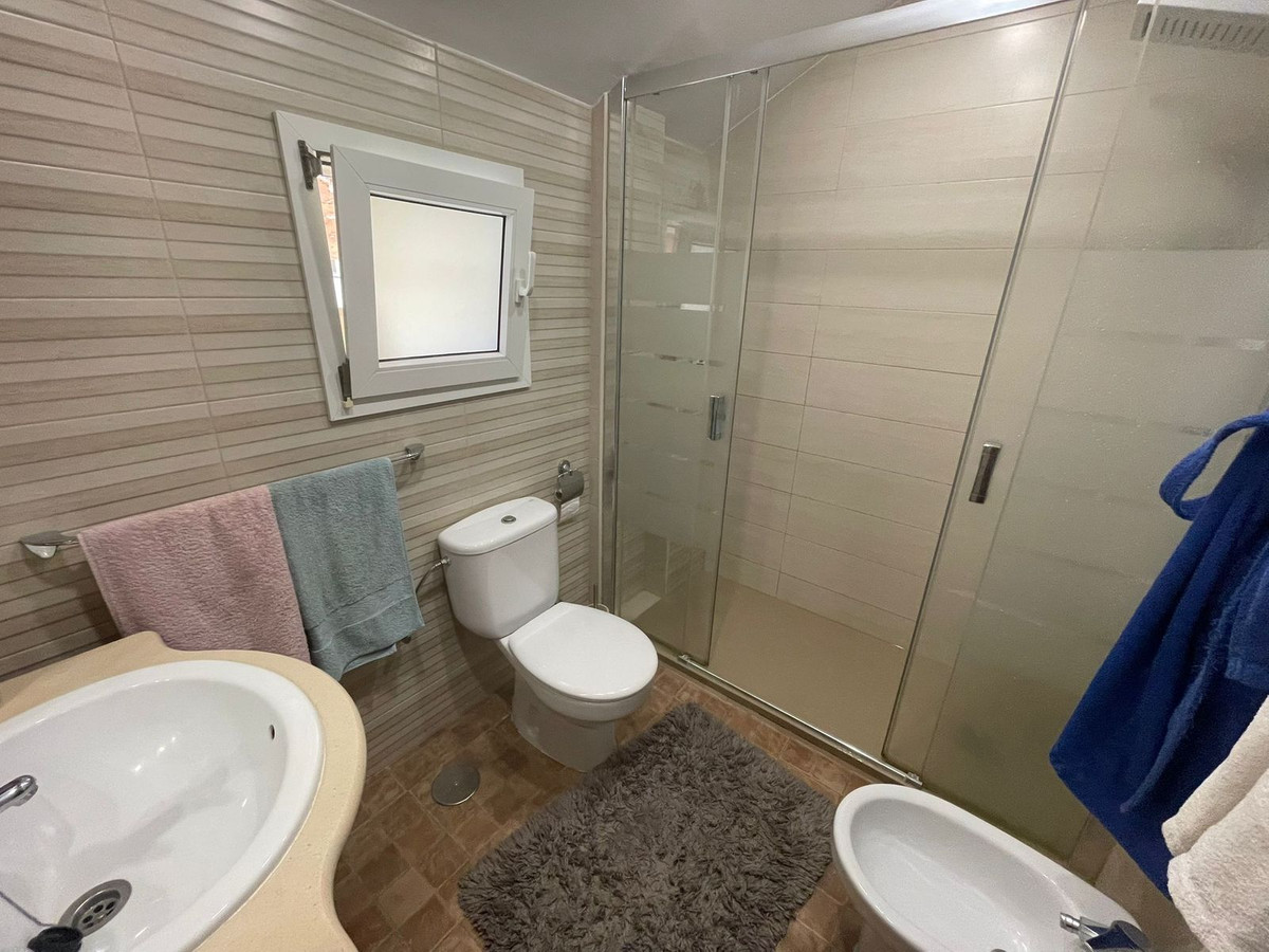 6 Bed Townhouse for sale in Alhaurín De La Torre Costa Del Sol, Málaga, Spain