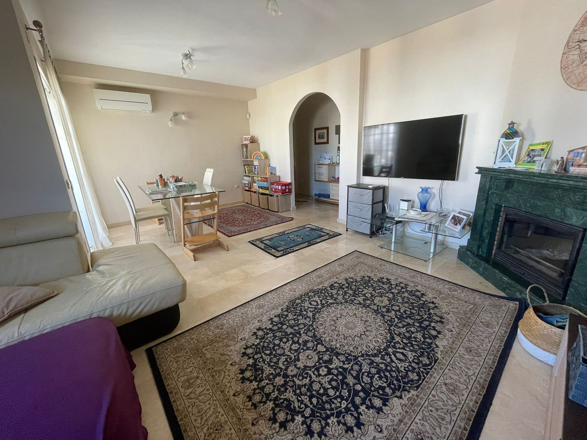 6 Bed Townhouse for sale in Alhaurín De La Torre Costa Del Sol, Málaga, Spain