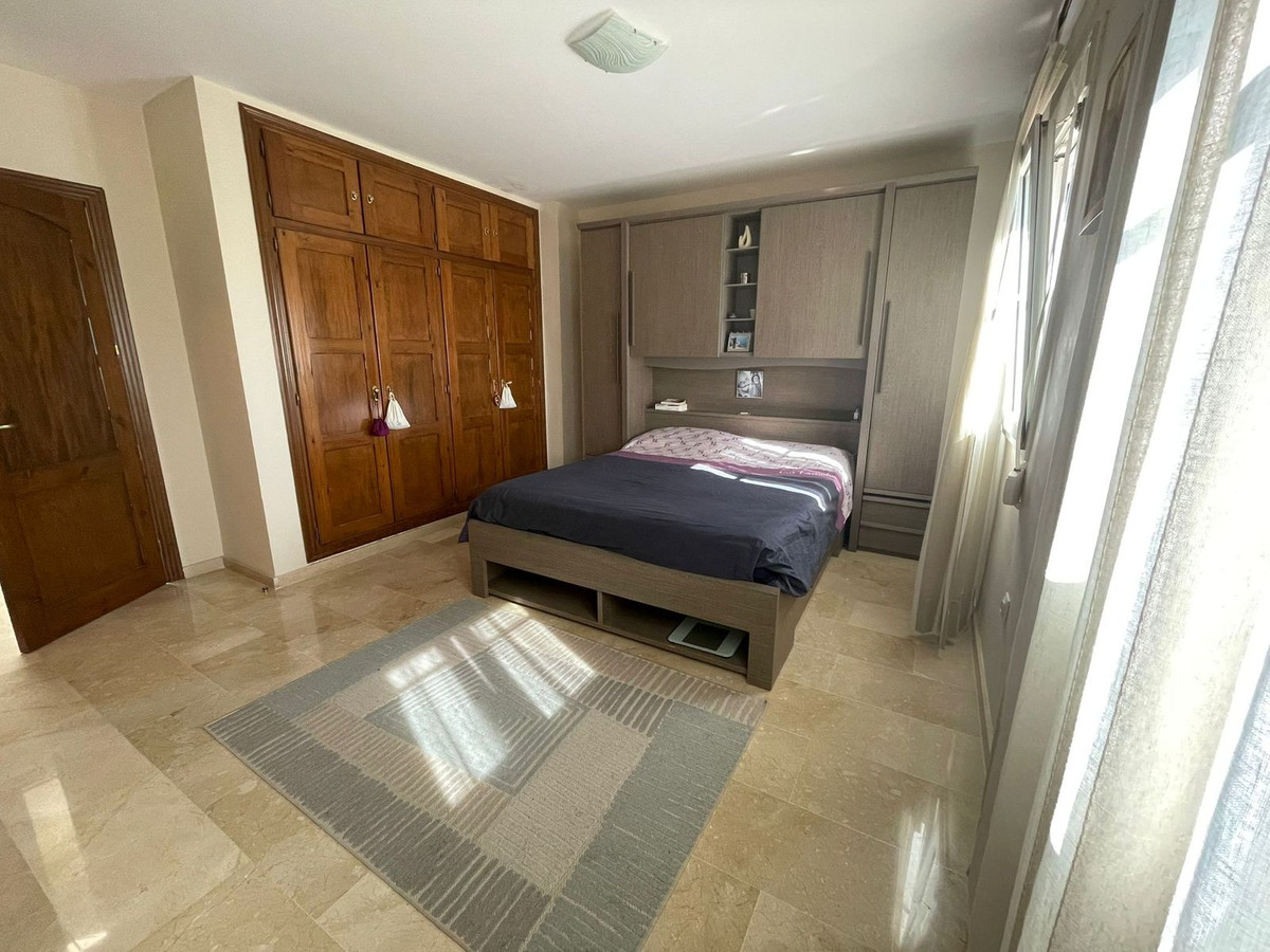 6 Bed Townhouse for sale in Alhaurín De La Torre Costa Del Sol, Málaga, Spain
