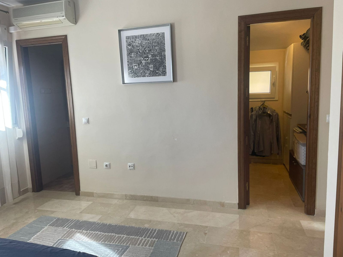 6 Bed Townhouse for sale in Alhaurín De La Torre Costa Del Sol, Málaga, Spain