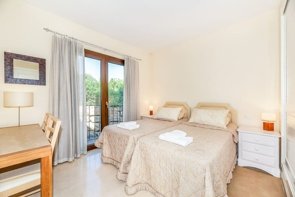 Se vende Apartamento Planta Media de 3 dormitorios en Costa Del Sol, Málaga, España