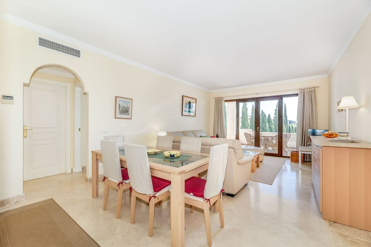 Se vende Apartamento Planta Media de 3 dormitorios en Costa Del Sol, Málaga, España