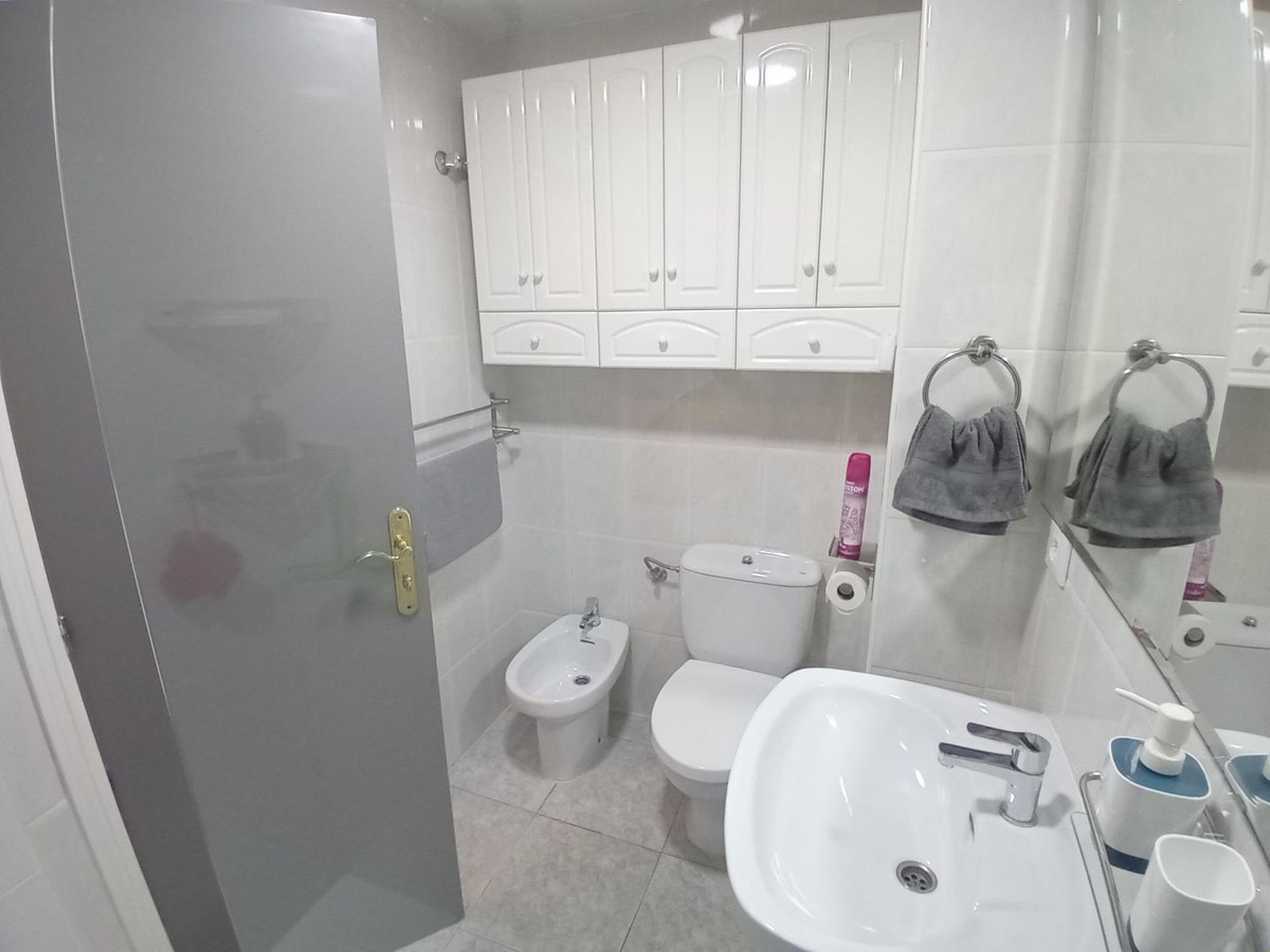 Se vende Apartamento Planta Media de 2 dormitorios en Costa Calida, Murcia, España