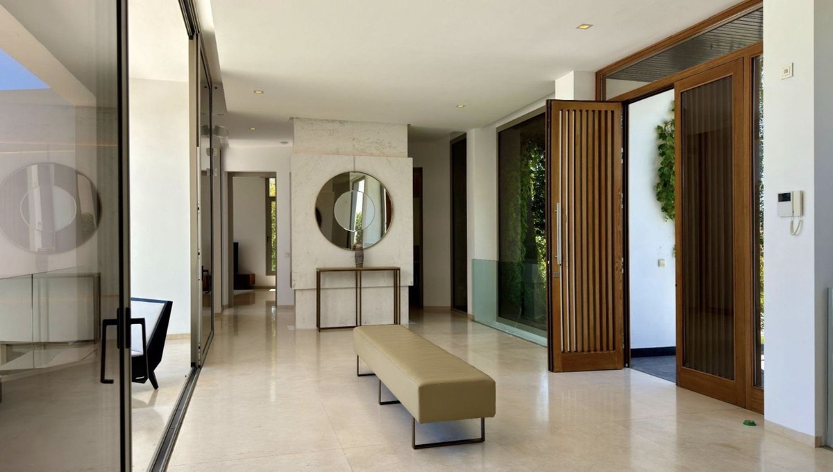 Se vende Villa - Chalet de 6 dormitorios en Costa Del Sol, Málaga, España