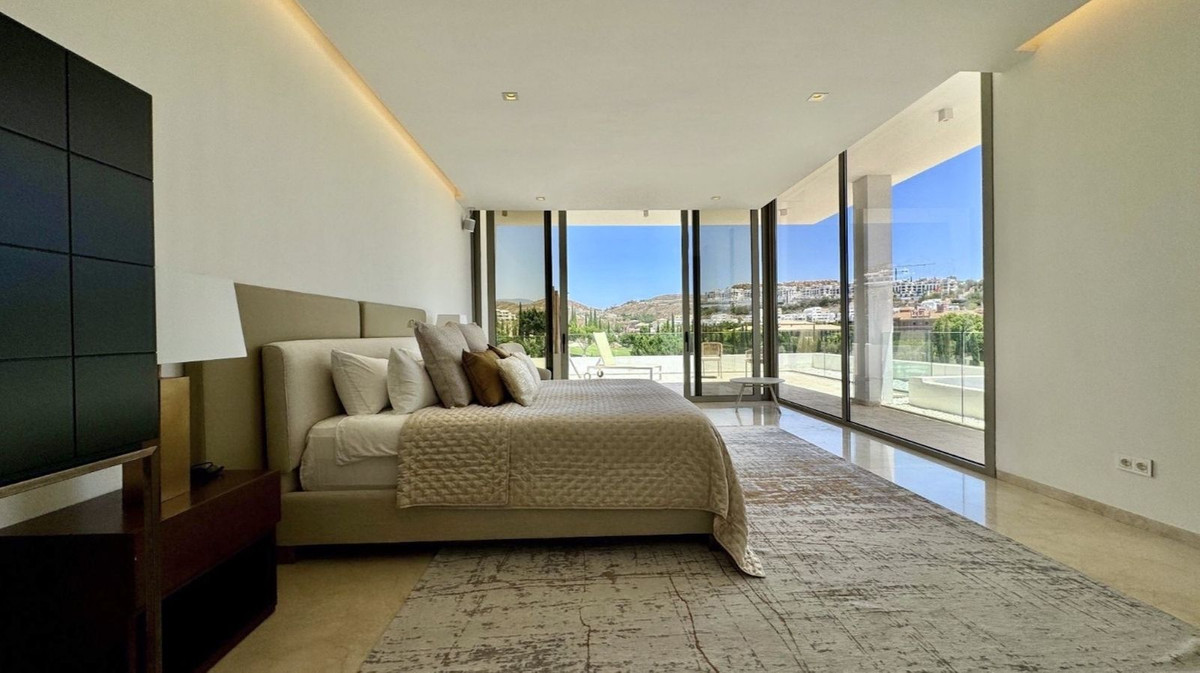 Se vende Villa - Chalet de 6 dormitorios en Costa Del Sol, Málaga, España