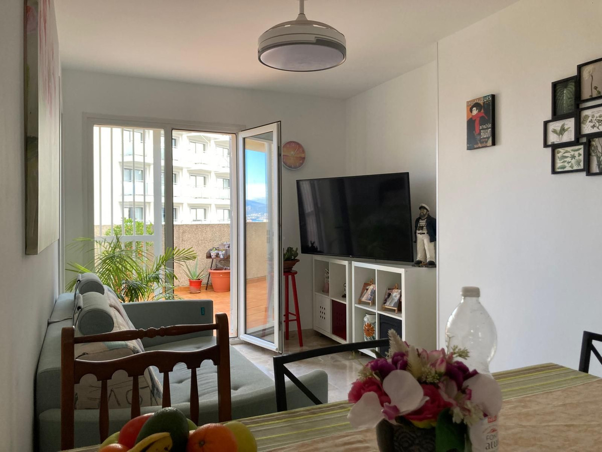Se vende Apartamento en Planta Última de 2 dormitorios en Costa Del Sol, Málaga, España