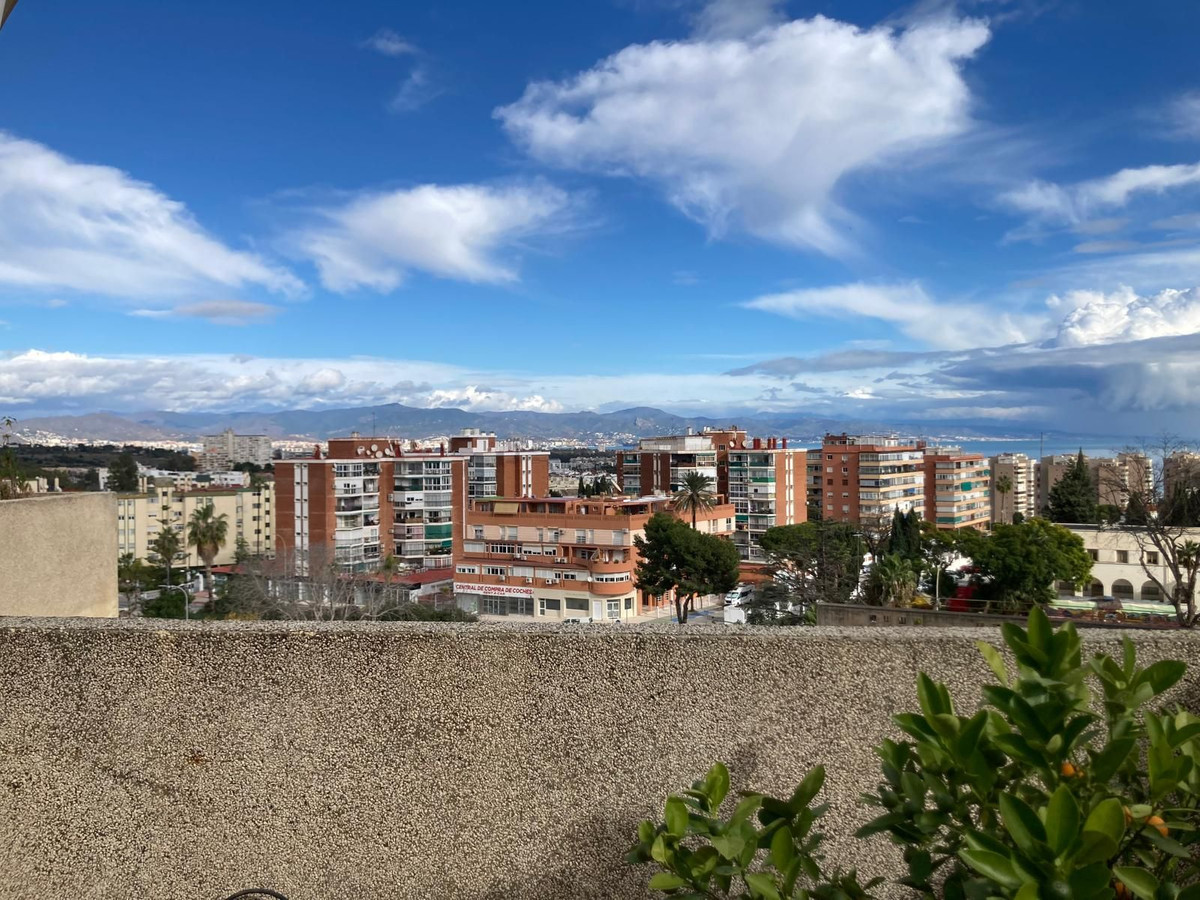 Se vende Apartamento en Planta Última de 2 dormitorios en Costa Del Sol, Málaga, España