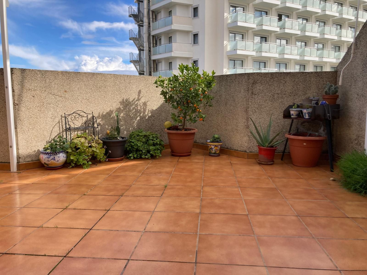 Se vende Apartamento en Planta Última de 2 dormitorios en Costa Del Sol, Málaga, España