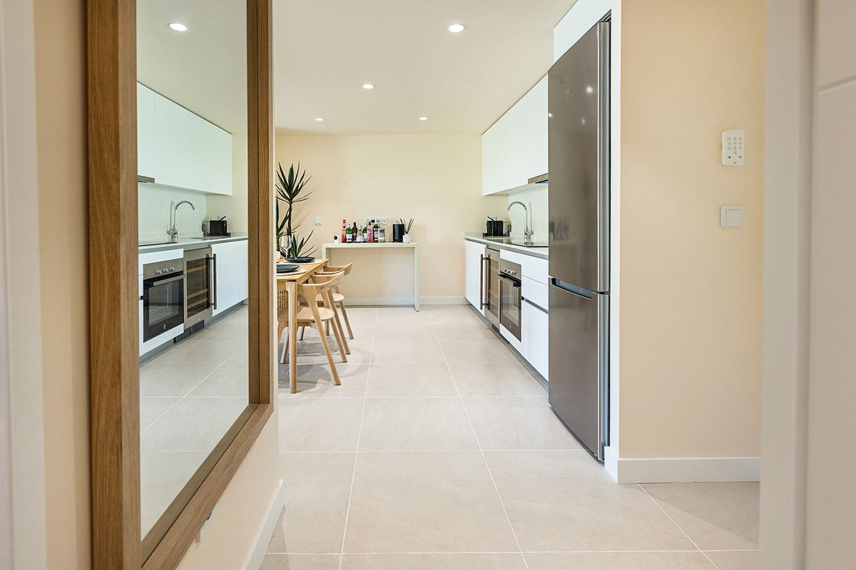 Se vende Apartamento Planta Baja de 2 dormitorios en Costa Del Sol, Málaga, España