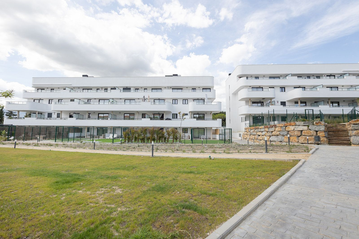 Se vende Apartamento Planta Baja de 2 dormitorios en Costa Del Sol, Málaga, España