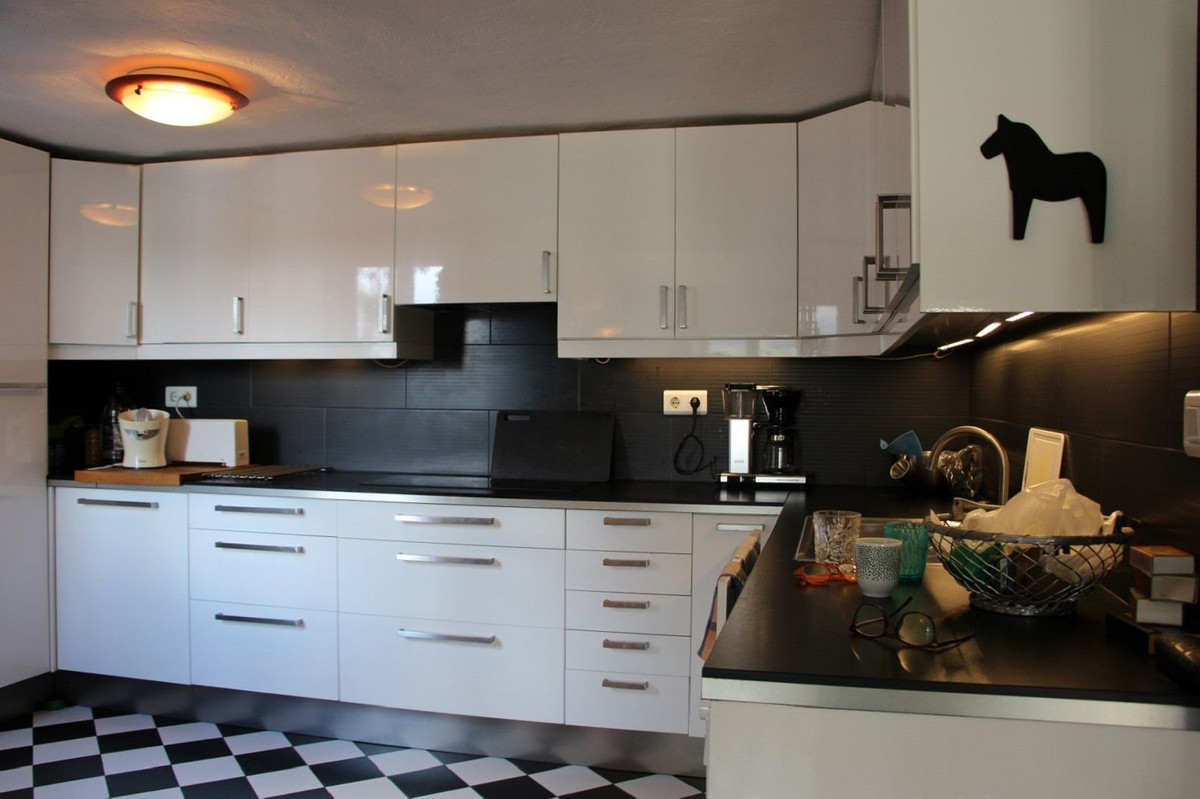 Se vende Villa - Chalet de 2 dormitorios en Costa Del Sol, Málaga, España