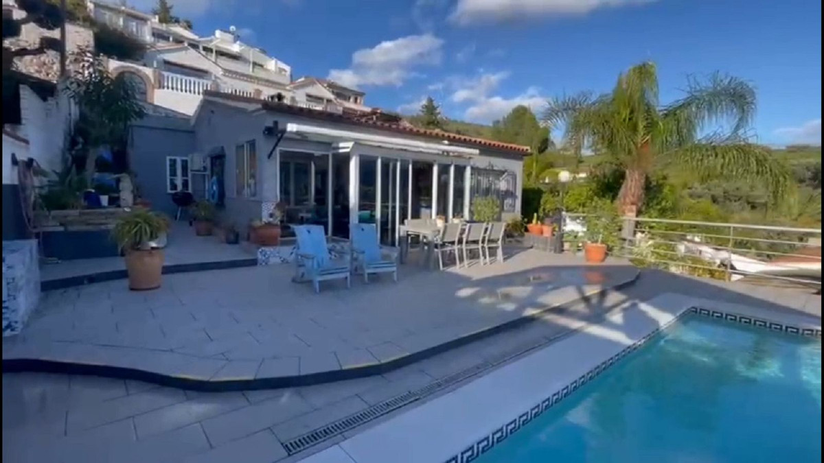 Se vende Villa - Chalet de 2 dormitorios en Costa Del Sol, Málaga, España