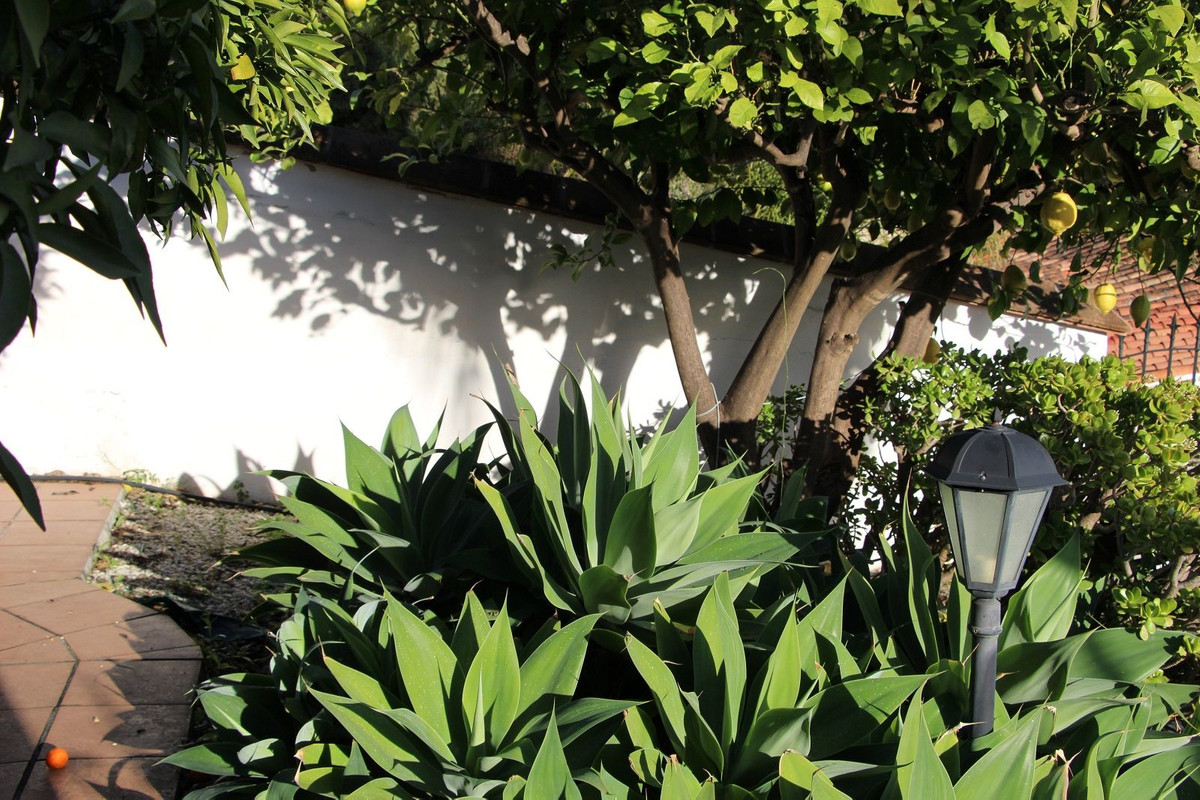Se vende Villa - Chalet de 2 dormitorios en Costa Del Sol, Málaga, España