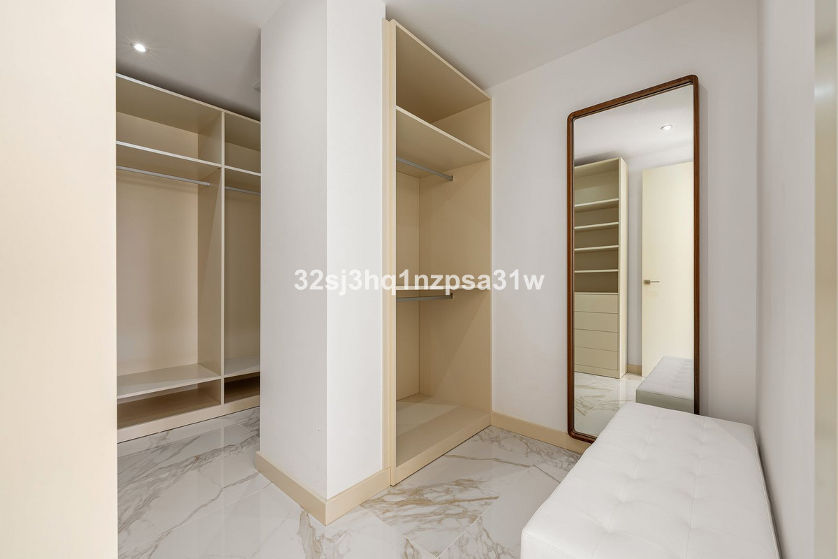 3 Bed Apartment for sale in Marbella Costa Del Sol, Málaga, Spain