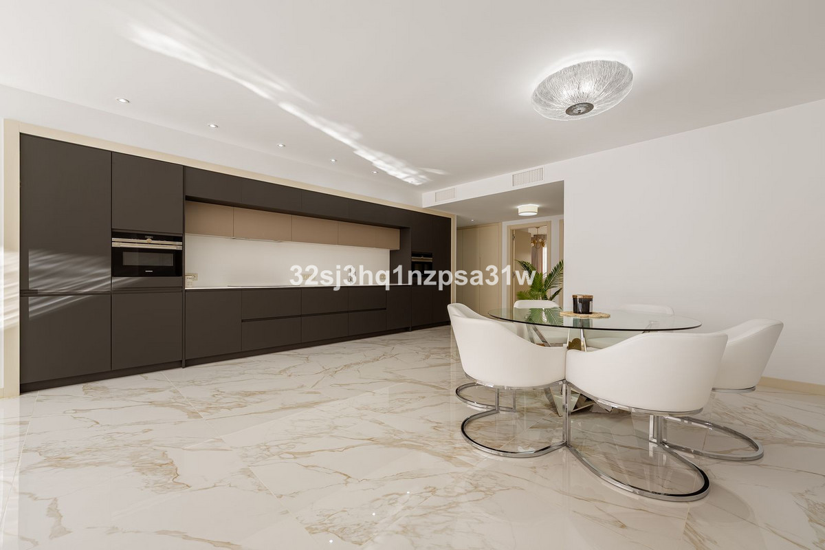 3 Bed Apartment for sale in Marbella Costa Del Sol, Málaga, Spain