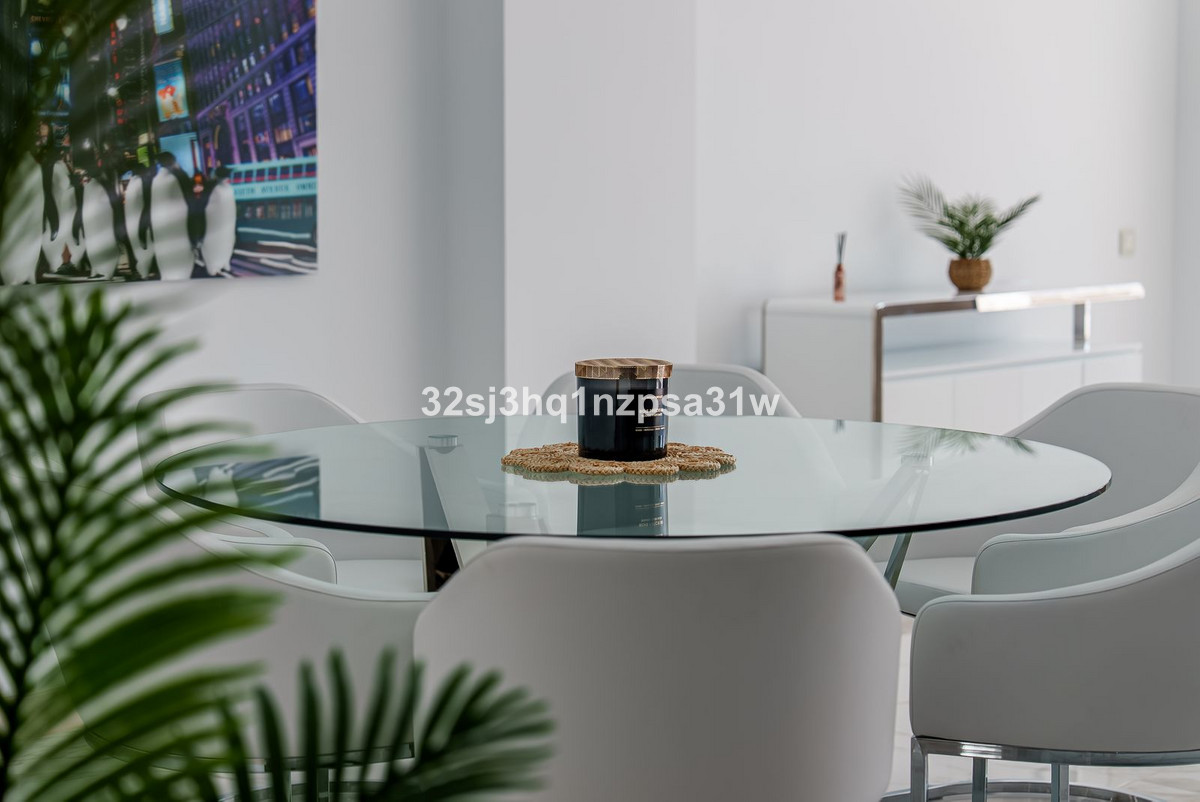 3 Bed Apartment for sale in Marbella Costa Del Sol, Málaga, Spain