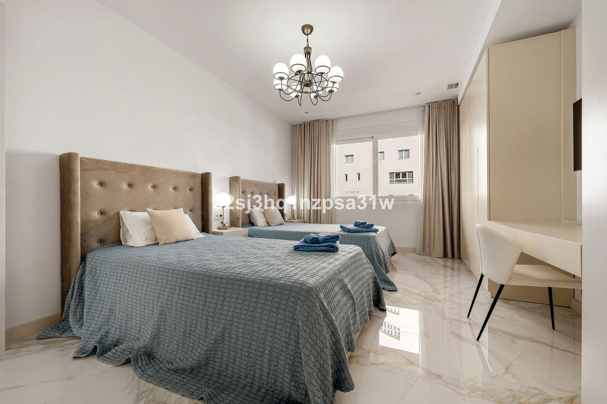 3 Bed Apartment for sale in Marbella Costa Del Sol, Málaga, Spain