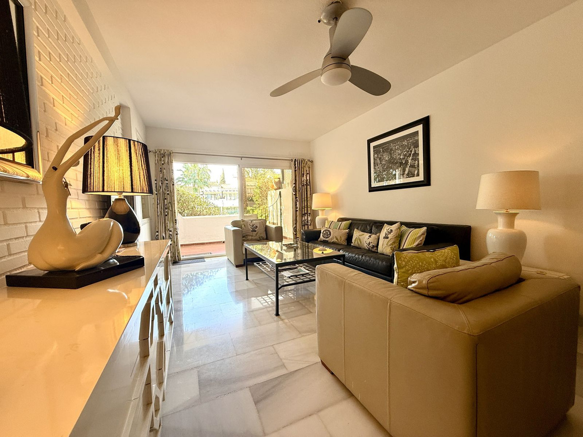 2 Bed Apartment for sale in The Golden Mile Costa Del Sol, Málaga, Spain