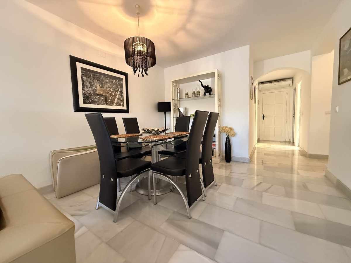 2 Bed Apartment for sale in The Golden Mile Costa Del Sol, Málaga, Spain