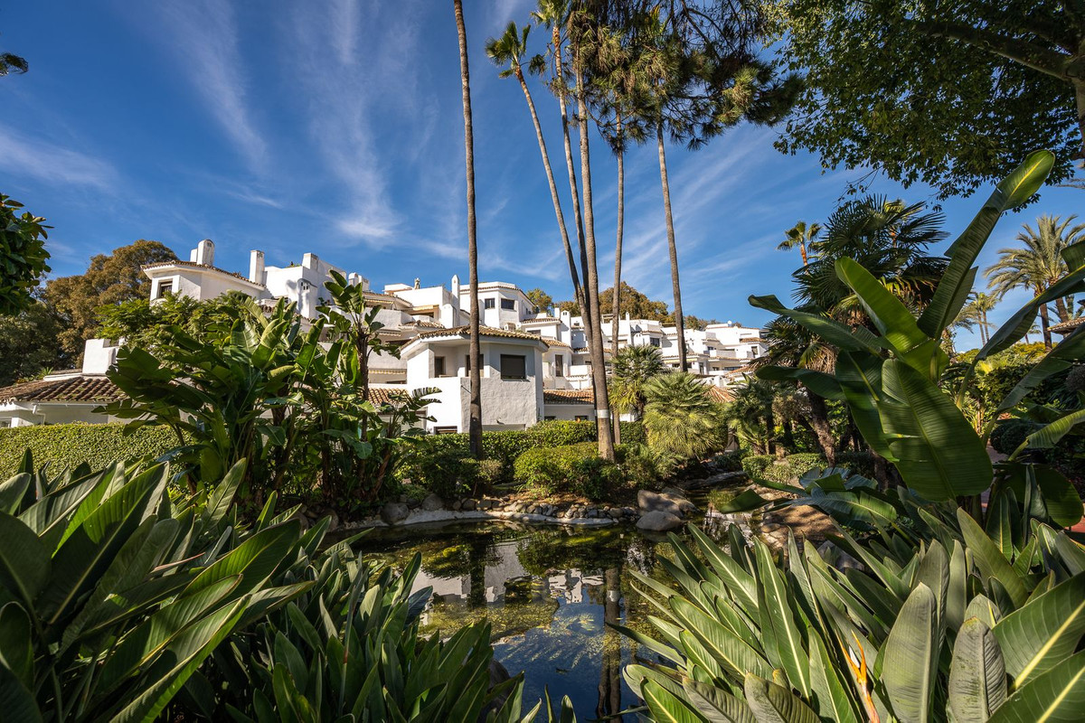 Se vende Apartamento Planta Baja de 4 dormitorios en Costa Del Sol, Málaga, España