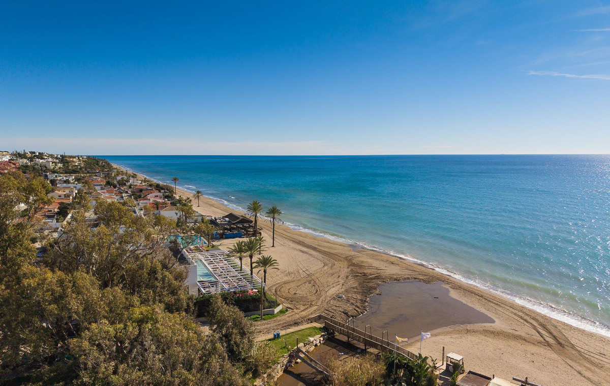 Se vende Apartamento Planta Baja de 4 dormitorios en Costa Del Sol, Málaga, España
