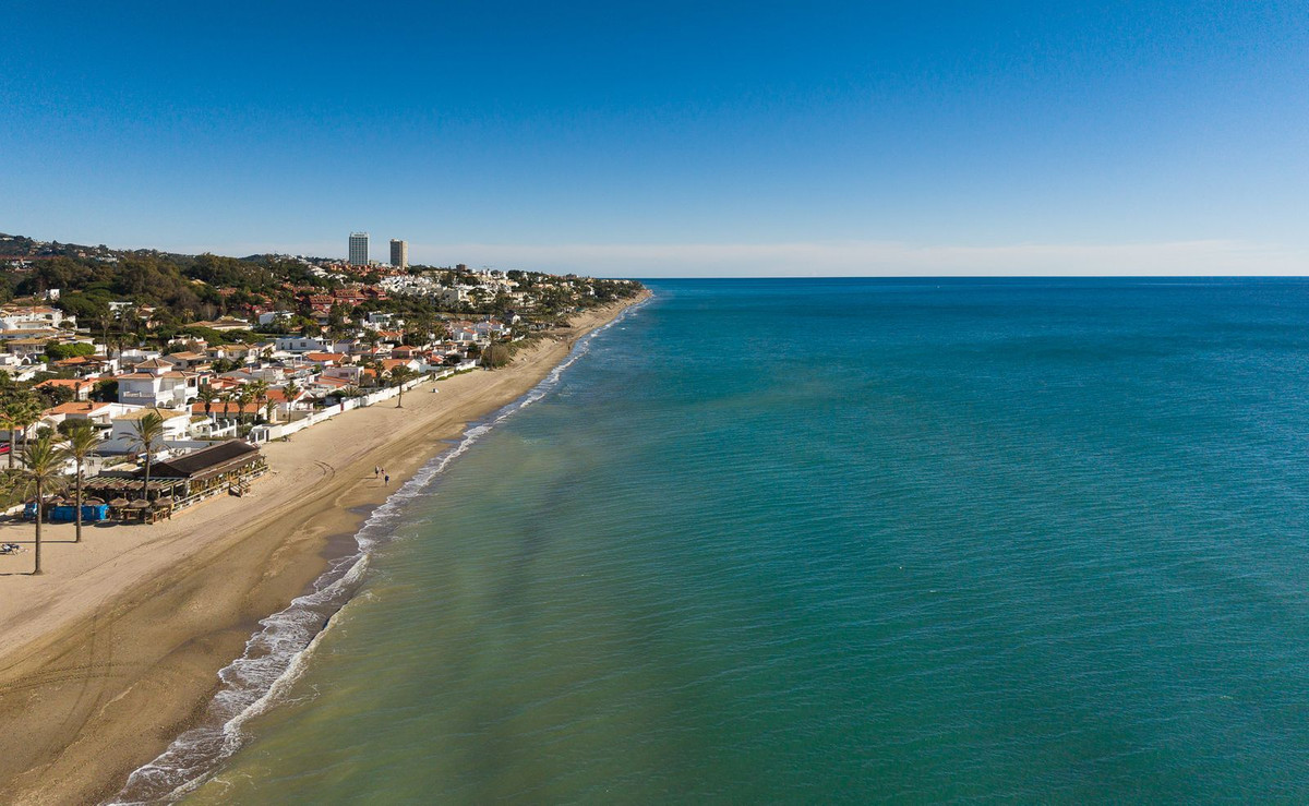 Se vende Apartamento Planta Baja de 4 dormitorios en Costa Del Sol, Málaga, España