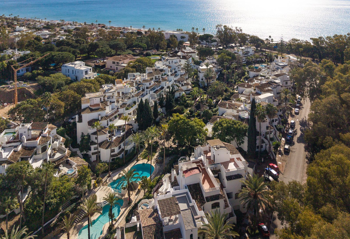 Se vende Apartamento Planta Baja de 4 dormitorios en Costa Del Sol, Málaga, España