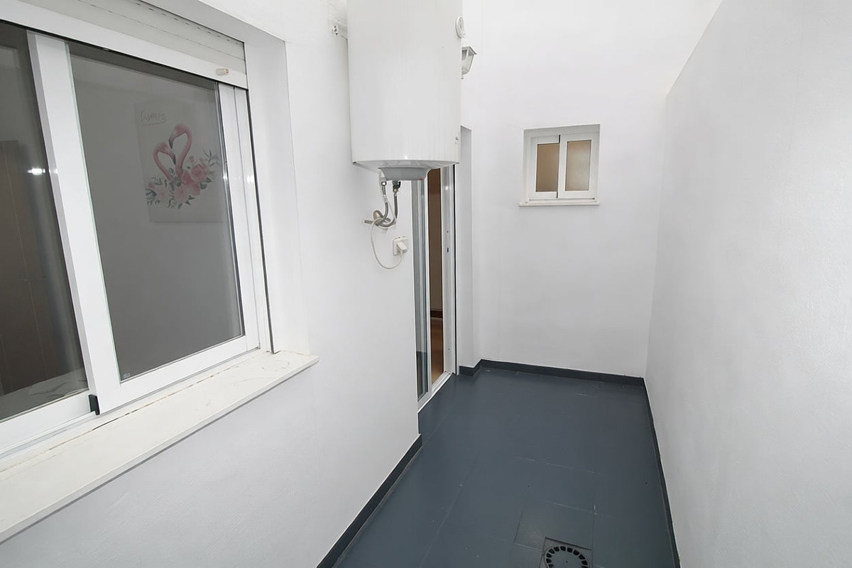 Se vende Apartamento Planta Baja de 3 dormitorios en Costa Blanca, Alicante, España