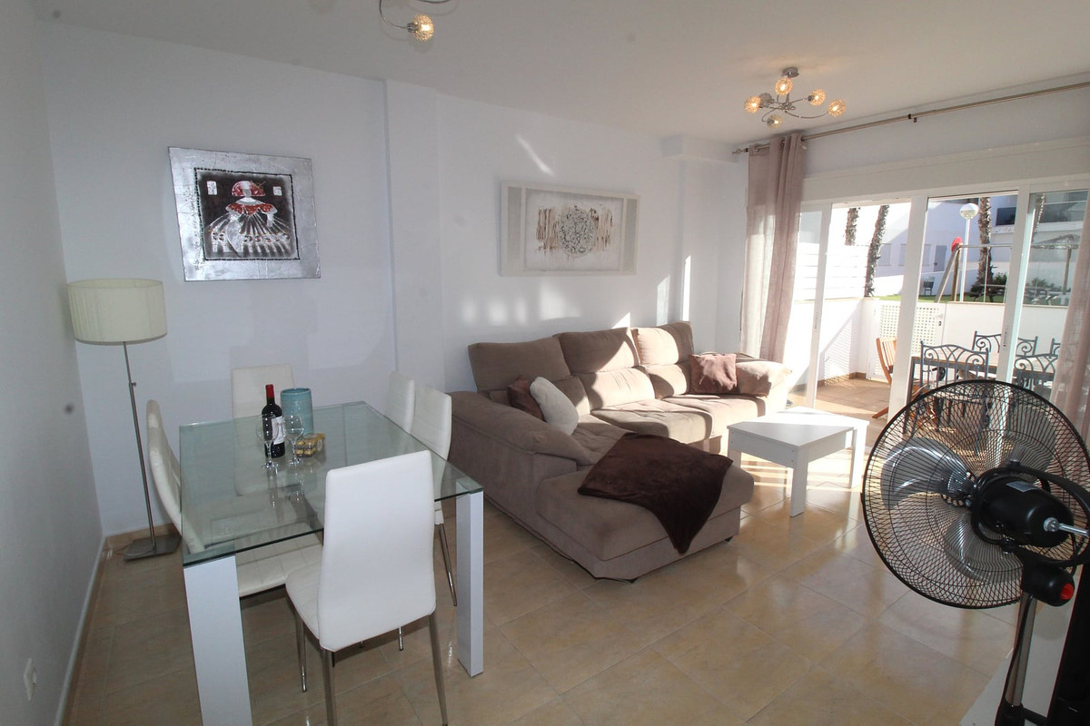 Se vende Apartamento Planta Baja de 3 dormitorios en Costa Blanca, Alicante, España