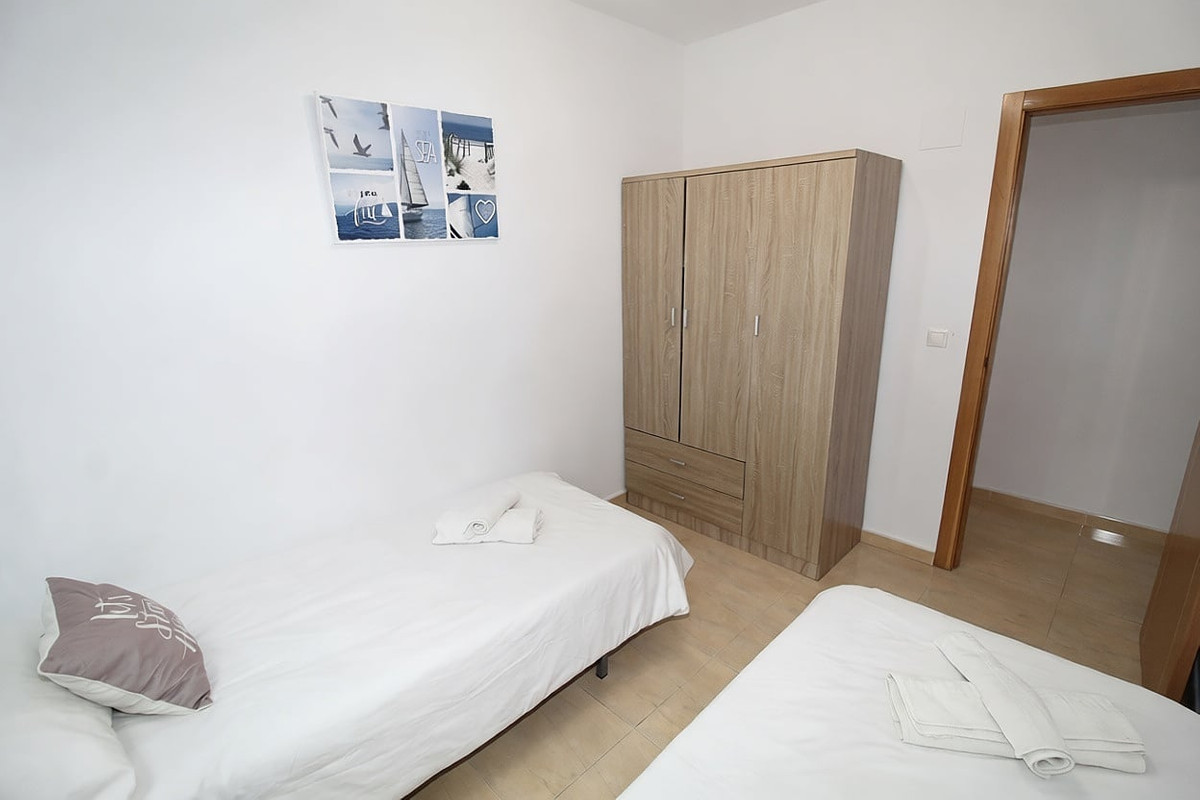 Se vende Apartamento Planta Baja de 3 dormitorios en Costa Blanca, Alicante, España