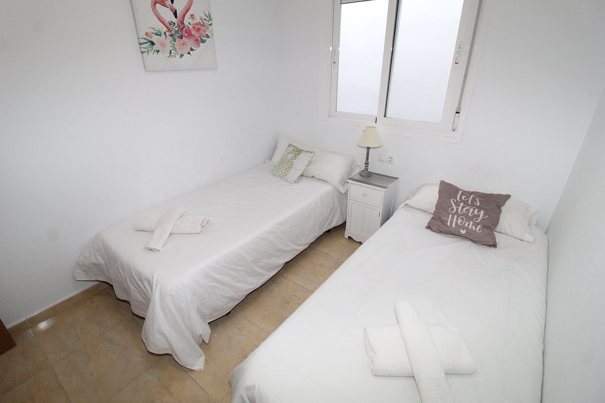 Se vende Apartamento Planta Baja de 3 dormitorios en Costa Blanca, Alicante, España