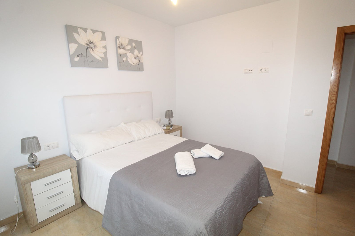 Se vende Apartamento Planta Baja de 3 dormitorios en Costa Blanca, Alicante, España