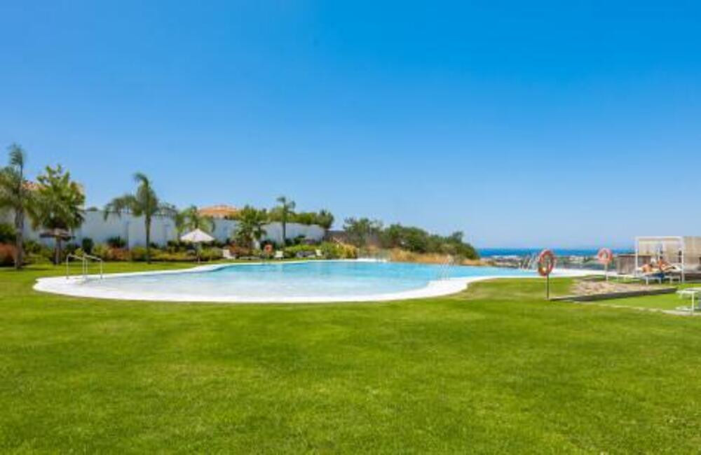 Se vende Apartamento Planta Media de 3 dormitorios en Costa Del Sol, Málaga, España