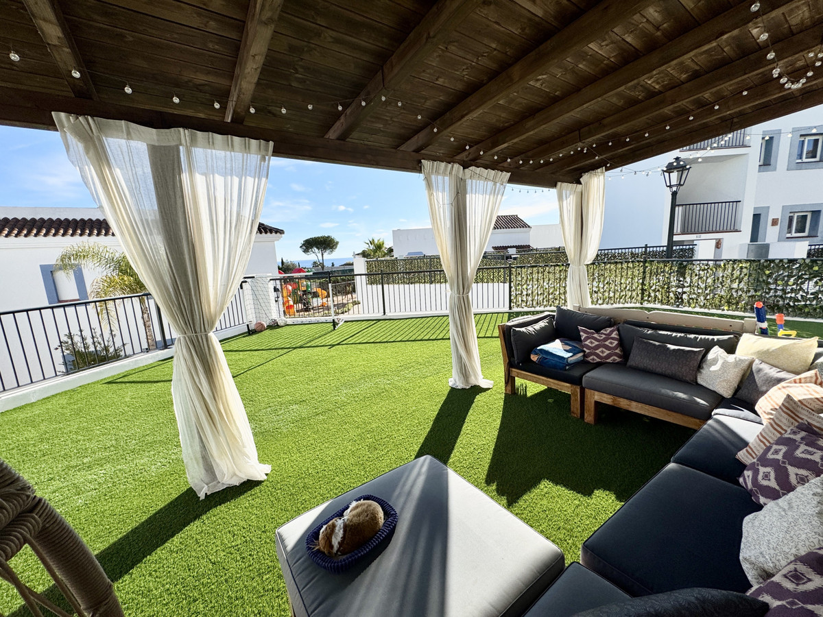 Se vende Apartamento Planta Media de 3 dormitorios en Costa Del Sol, Málaga, España