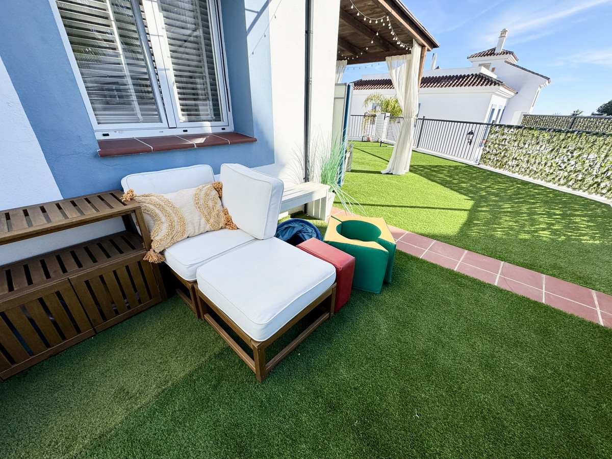 Se vende Apartamento Planta Media de 3 dormitorios en Costa Del Sol, Málaga, España