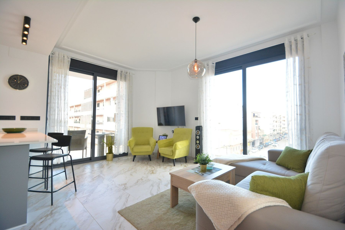 3 Bed Apartment for sale in Guardamar Del Segura Costa Blanca, Alicante, Spain