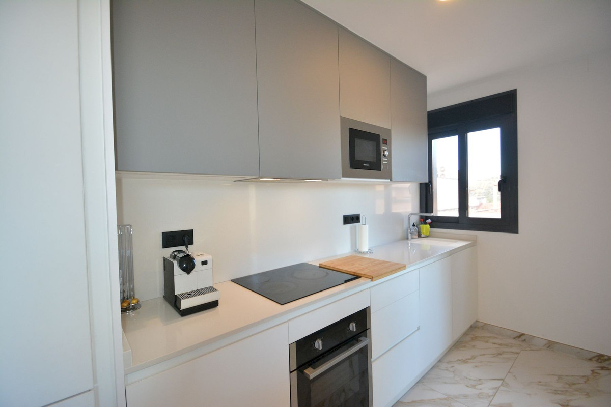 3 Bed Apartment for sale in Guardamar Del Segura Costa Blanca, Alicante, Spain