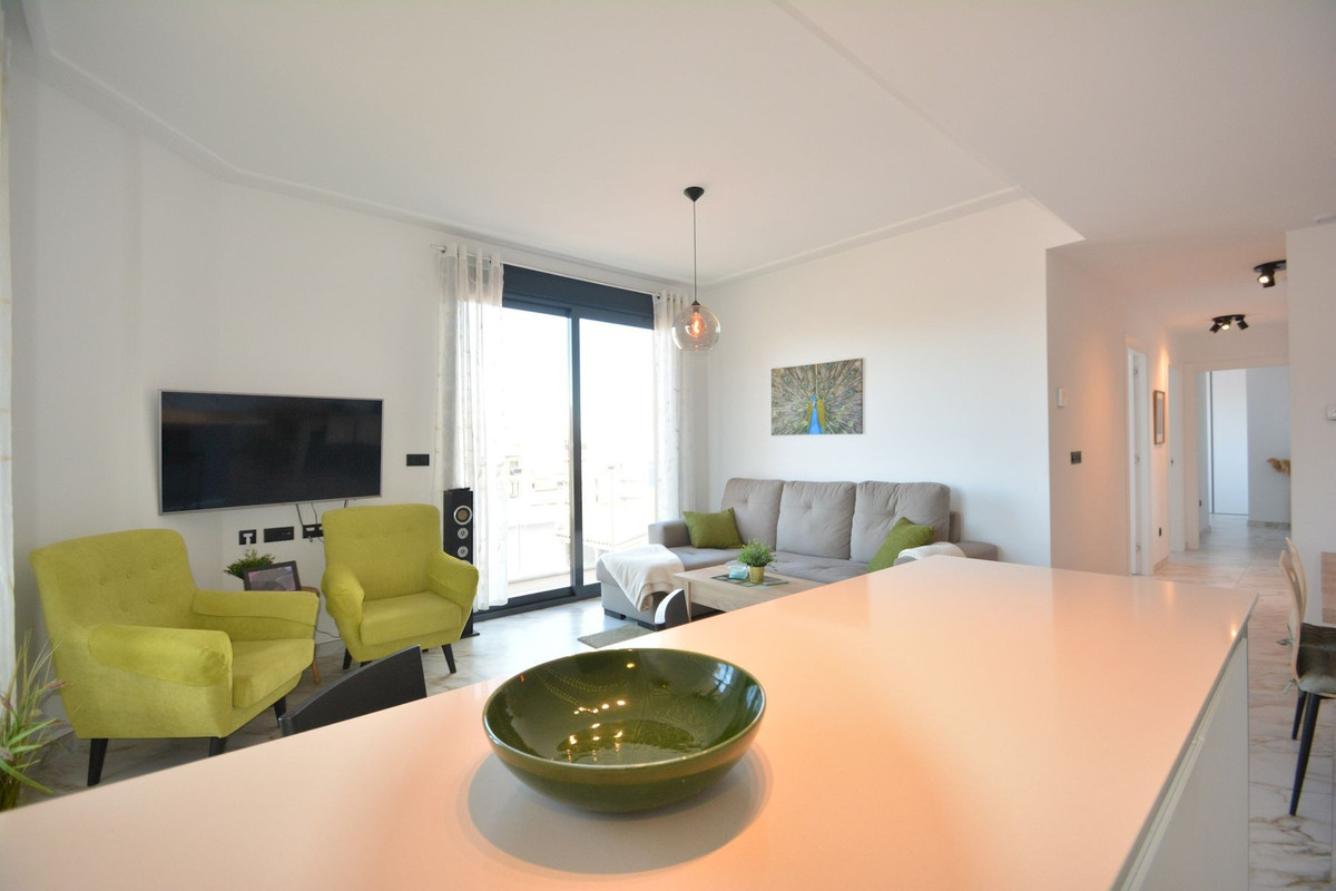 3 Bed Apartment for sale in Guardamar Del Segura Costa Blanca, Alicante, Spain