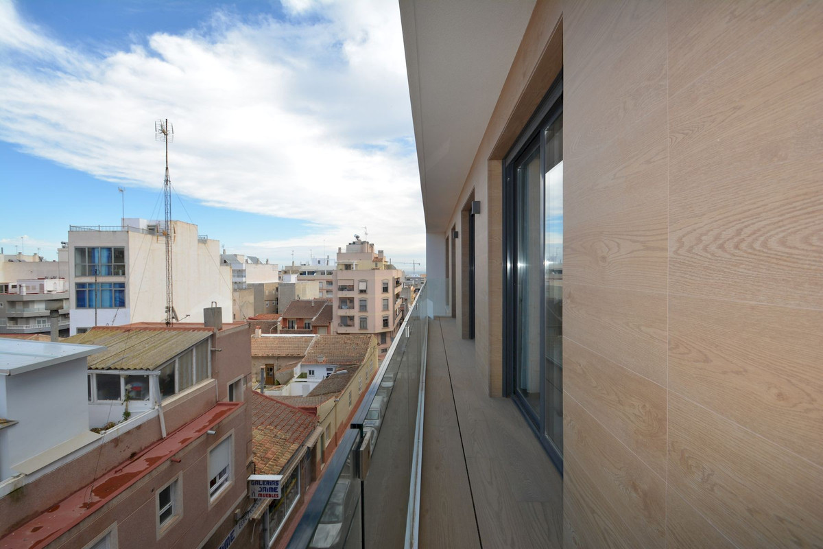 3 Bed Apartment for sale in Guardamar Del Segura Costa Blanca, Alicante, Spain