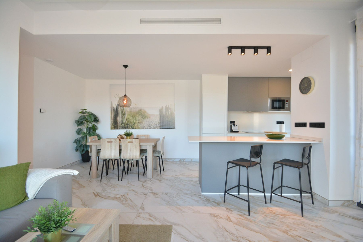 3 Bed Apartment for sale in Guardamar Del Segura Costa Blanca, Alicante, Spain