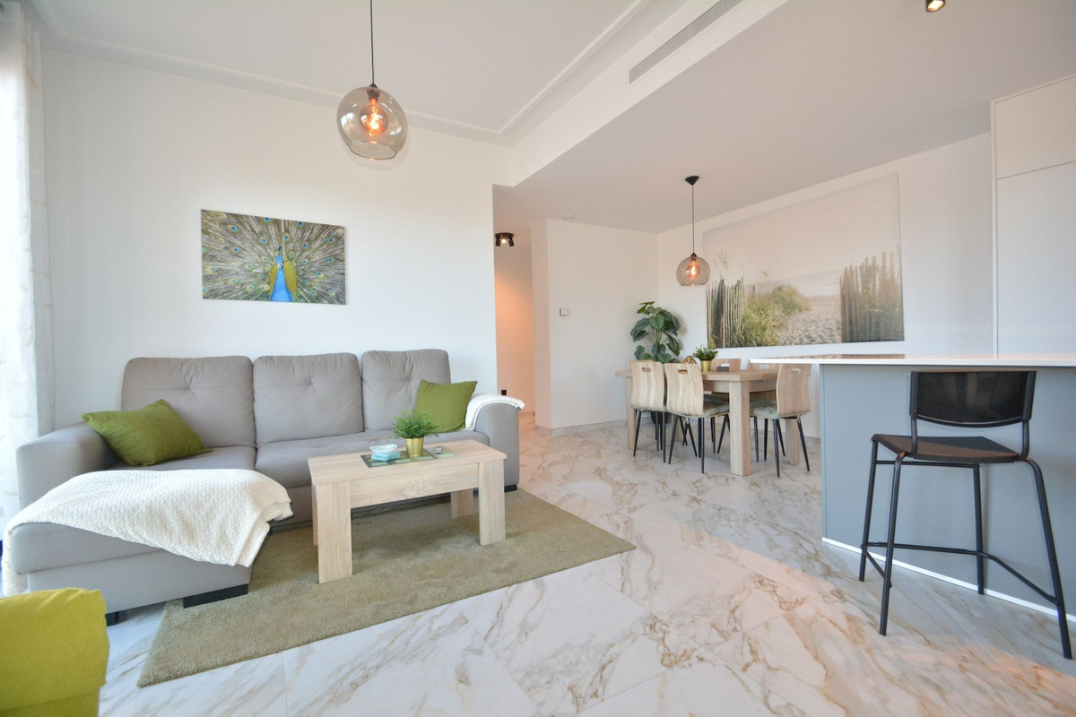 3 Bed Apartment for sale in Guardamar Del Segura Costa Blanca, Alicante, Spain